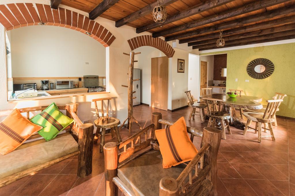 Villas Jucanya Super Higienizadas Panajachel Szoba fotó